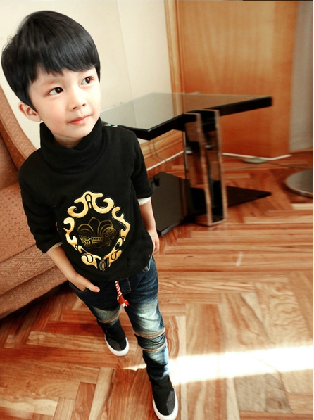 Детски зимен пуловер за момчета  в различни стилни модели