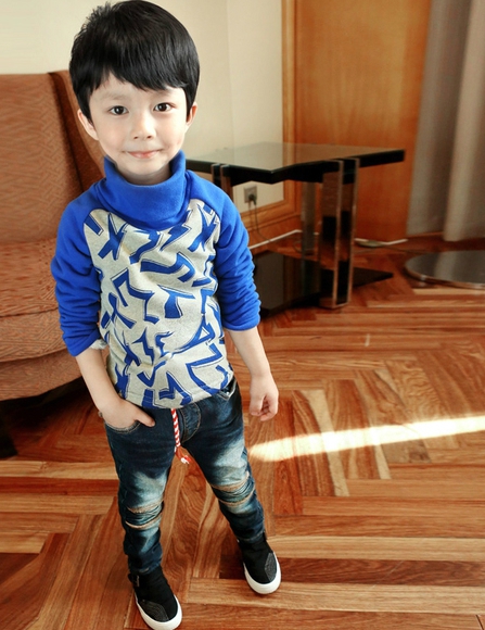 Детски зимен пуловер за момчета  в различни стилни модели