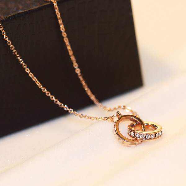 Дамска огърлица с циркониев кристал