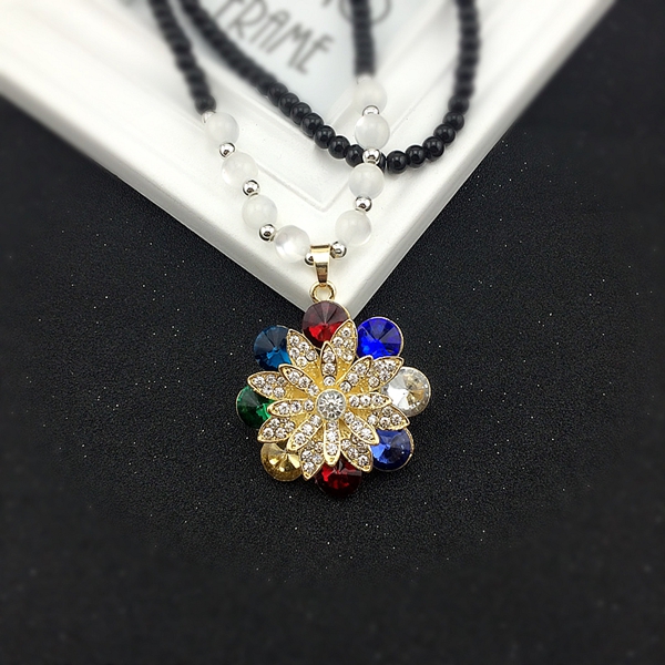 Дамски елегантни огърлици 