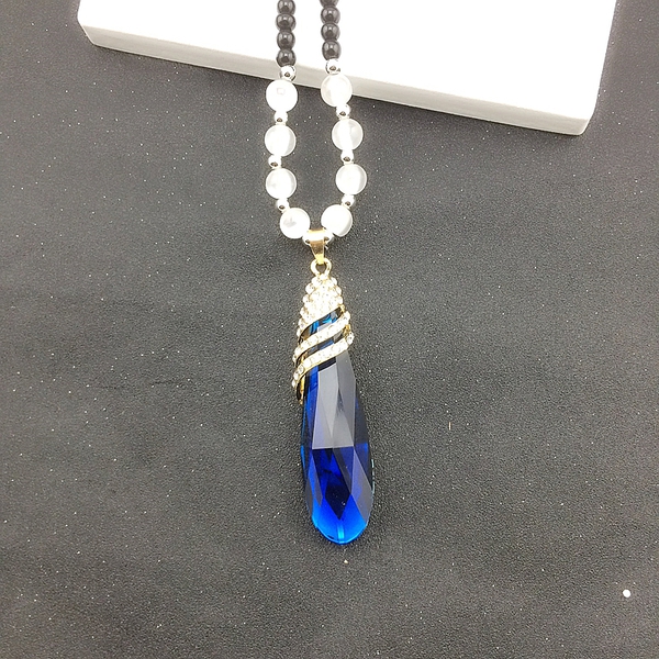 Дамски елегантни огърлици 