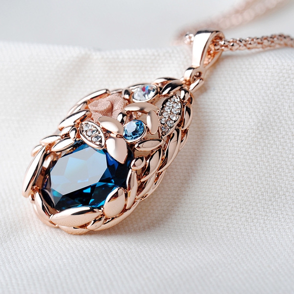 Дамски елегантни колиета