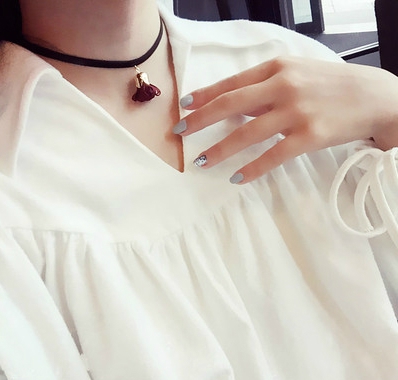 Γυναικεία περιδέραια σε μαύρο χρώμα διαφορετικά μοντέλα