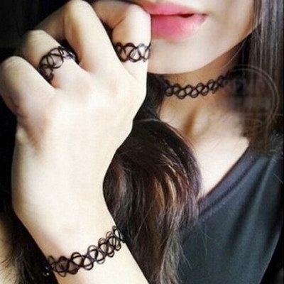 Γυναικεία περιδέραια σε μαύρο χρώμα διαφορετικά μοντέλα