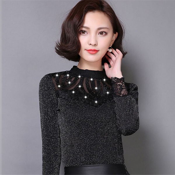 Дамски модерни блузи в три модела