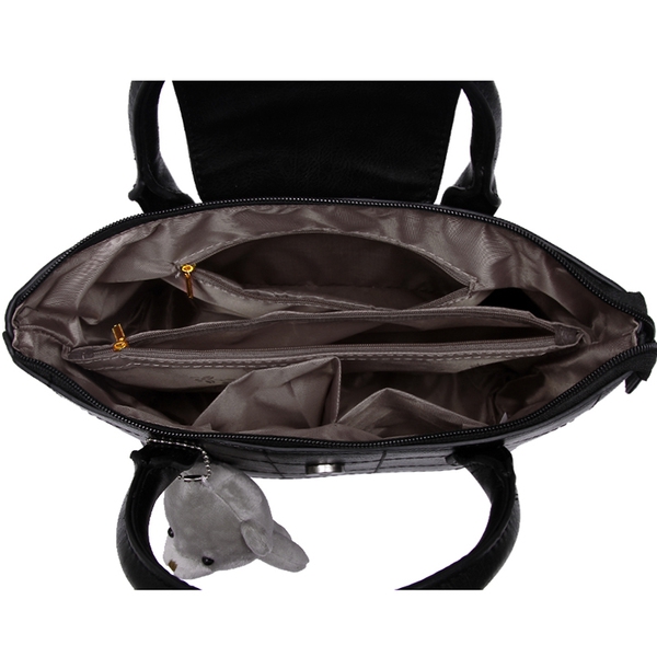 Дамска чанта в различни цветове 