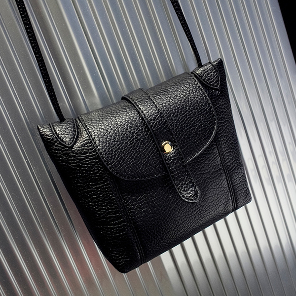 Дамски чанти в четири цвята 