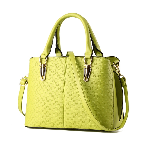 Дамски чанти в няколко цвята 