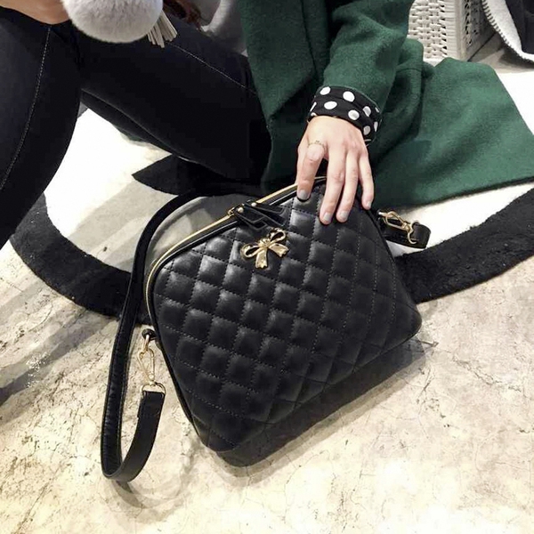 Дамски чанти шест цвята