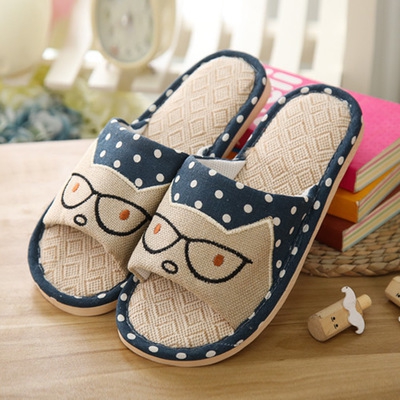 Пантофи за мъже и жени - различни размери и модели