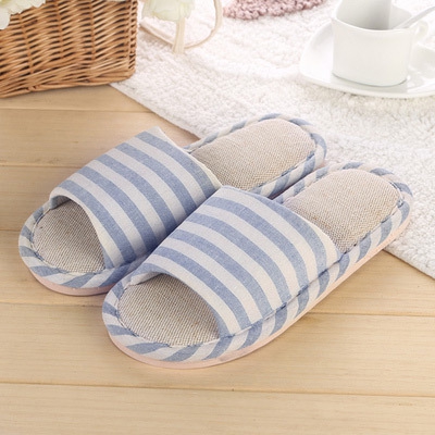 Пантофи за мъже и жени - различни размери и модели