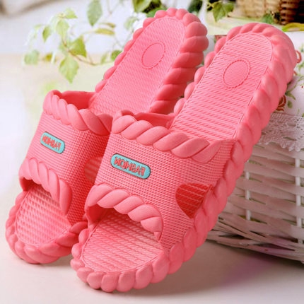 Летни чехли за жени и мъже 