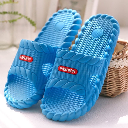 Летни чехли за жени и мъже 