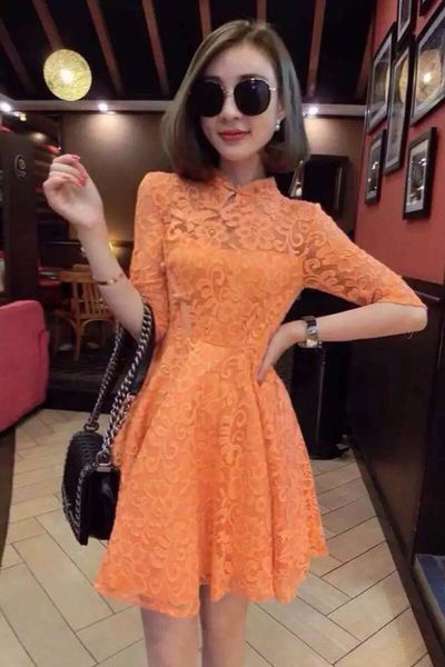 Различни модели дамски рокли с тънък ръкав - червени, сини, черни, оранжеви