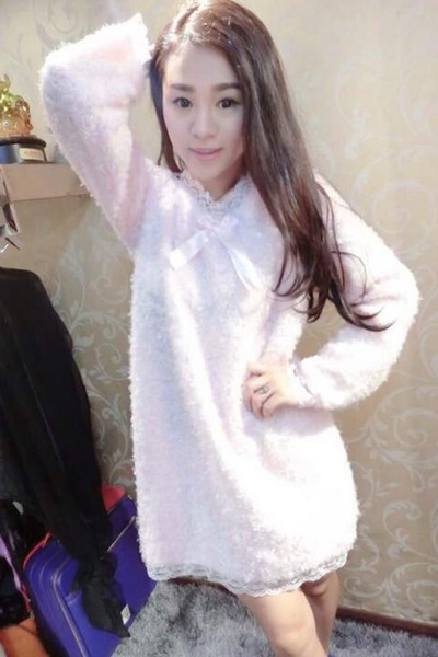 Γυναικείо κομψό νυχτικό σε δύο μοντέλα