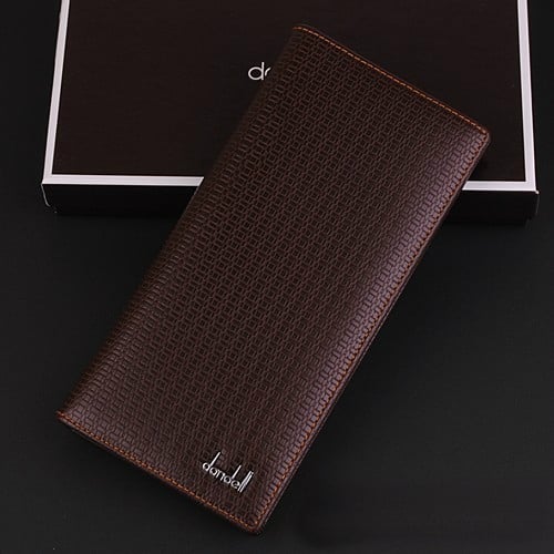 Мъжки портфейли в няколко цвята