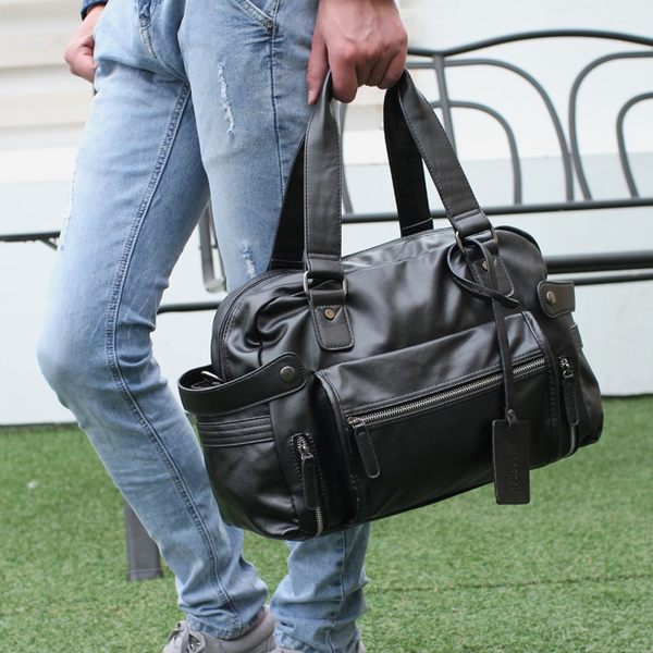 Мъжка чанта в два размера и цвята