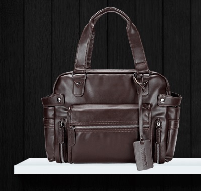 Мъжка чанта в два размера и цвята