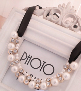 Διαφορετικοί τύποι γυναικείο κολιέ 