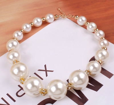 Διαφορετικοί τύποι γυναικείο κολιέ 