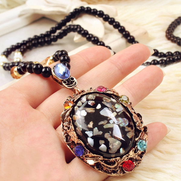 Διαφορετικοί τύποι γυναικείο κολιέ 