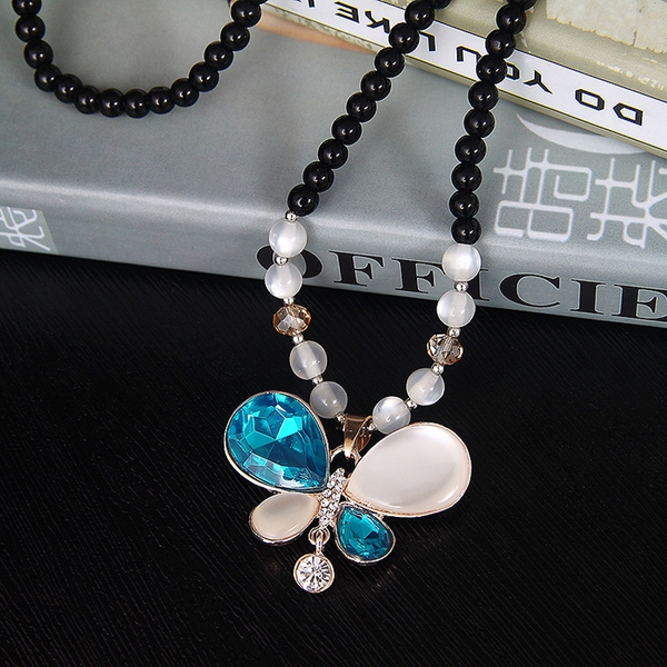 Различни видове дамски колиета