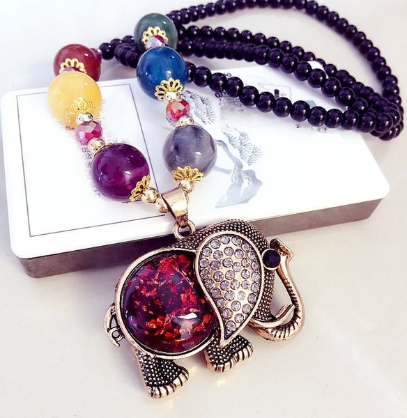 Διαφορετικοί τύποι γυναικεία κολιέ 