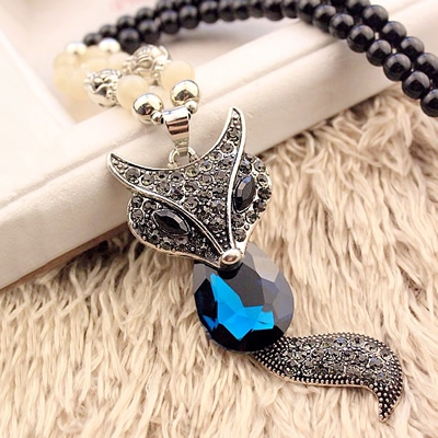 Διαφορετικοί τύποι γυναικεία κολιέ 