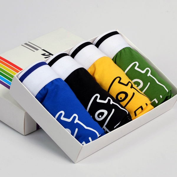 Комплект от мъжко бельо - 4 боксерки - различна комбинация от модели