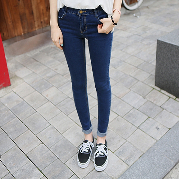 Стилни дамски дънки  - 7 модела 