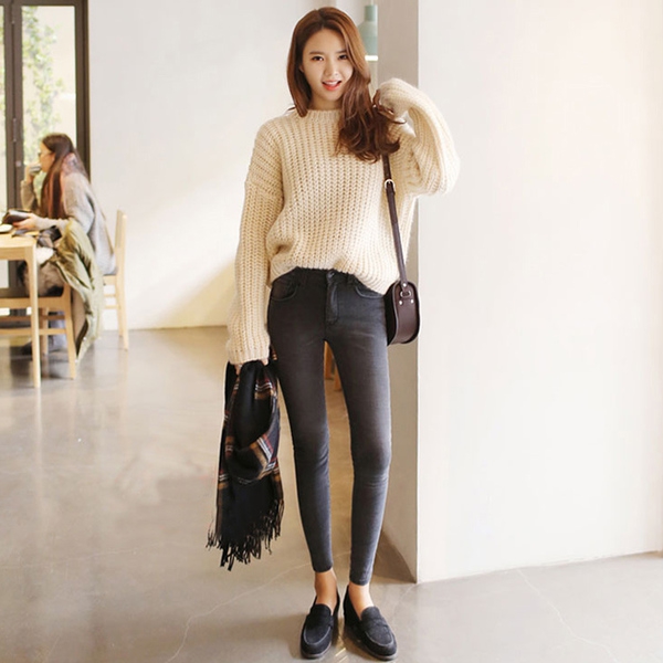 Стилни дамски дънки - 4 модела 