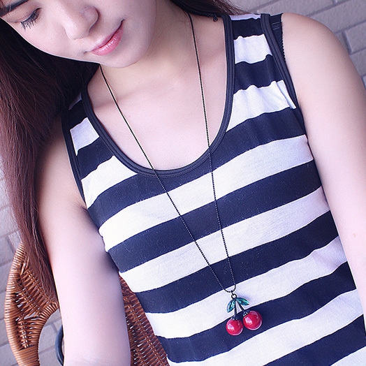 Различни видове дамски колиета 