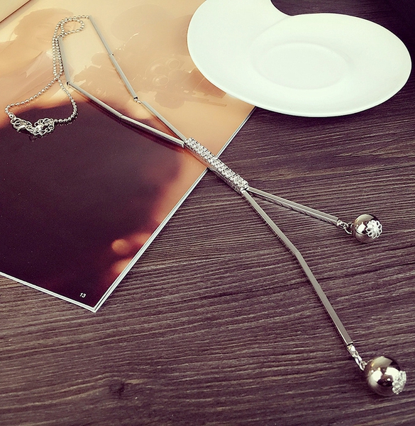 Различни видове дамски колиета 