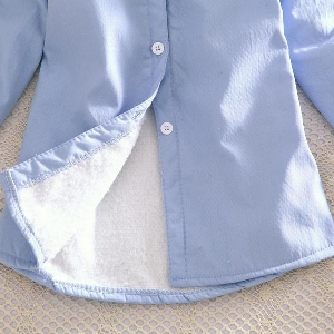 Γυναικεία πουκάμισα   της μόδας  με βελούδο σε δύο μοντέρνα μοτίβο - λευκό και μπλε