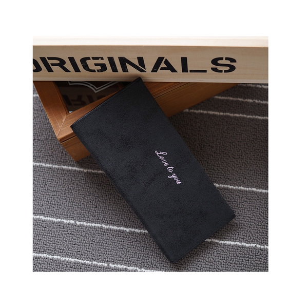 Тринадесет цветни дамски портфейла 