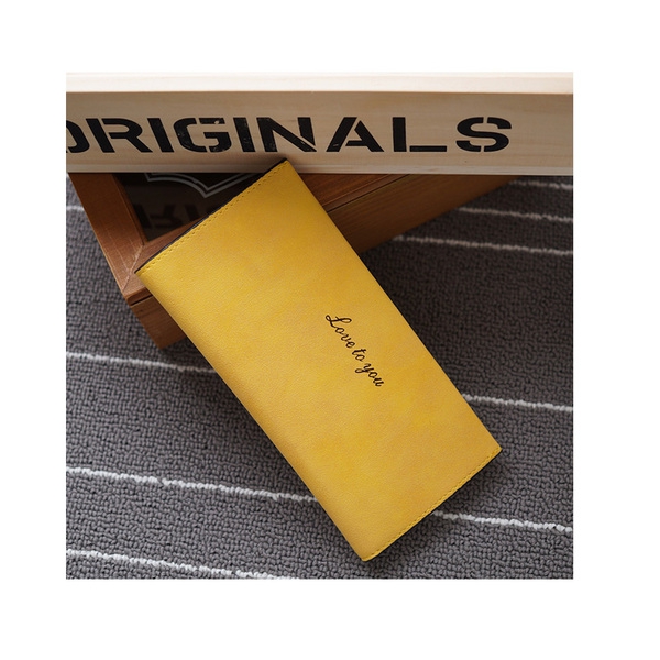 Тринадесет цветни дамски портфейла 