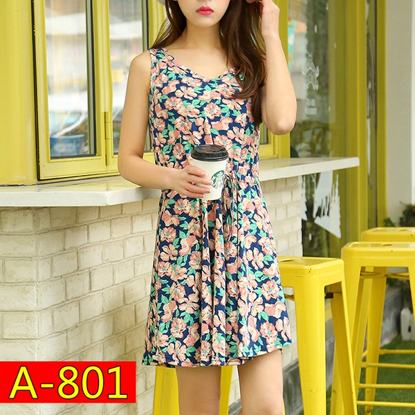 Κυρίες σύγχρονη αμάνικο φόρεμα - διάφορα κορυφαία μοντέλα