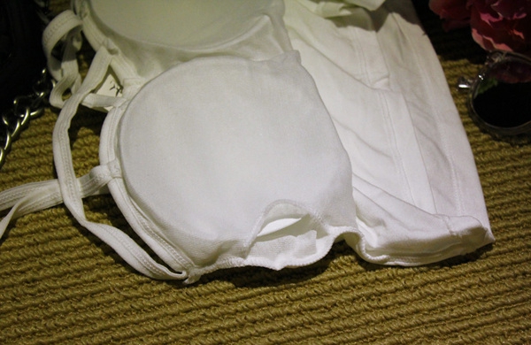 Дамско бюстие - късо и дълго - бяло и черно