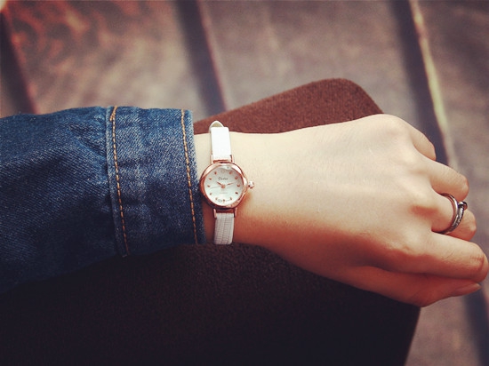 Дамски часовник