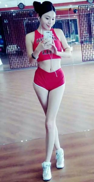 Дамски къси панталони - еластични, плажни и спортни - зелени, жълти, розови, сини и червени