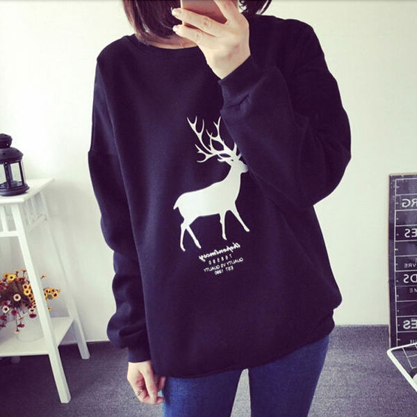 Дамски спортен пуловер в различни цветове и модели