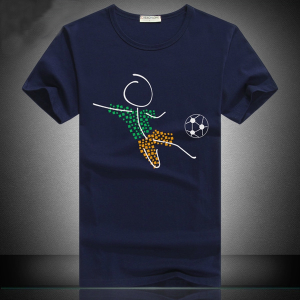 Различни модели на мъжки тениски