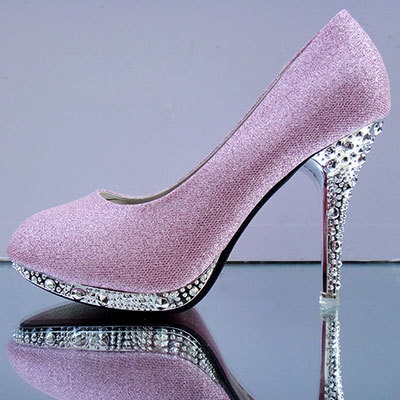 Стилни дамски обувки- различна височина от 6 и 9 см