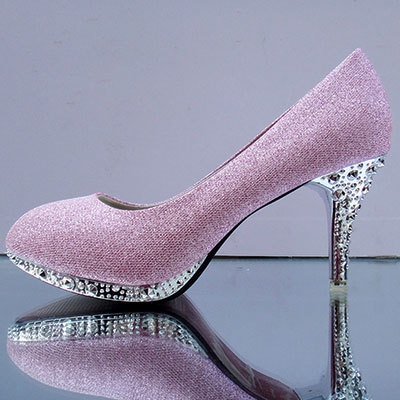 Стилни дамски обувки- различна височина от 6 и 9 см