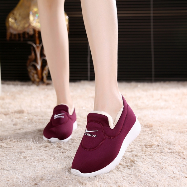 Γυναικεία  παπούτσια με εκτύπωση σε διάφορα χρώματα