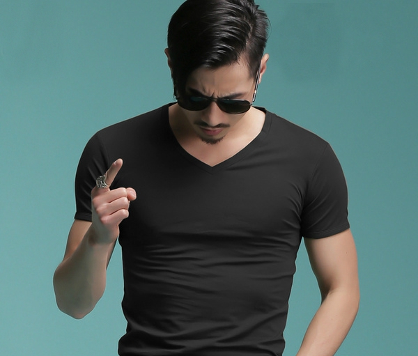 Мъжки тениски в много различни цветове