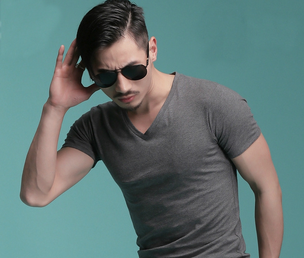 Мъжки тениски в много различни цветове