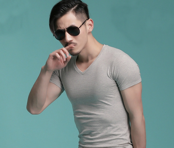 Мъжки тениски в много различни цветове