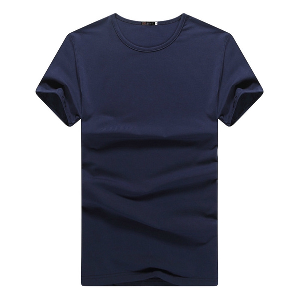 Мъжки тениски в няколко различни цвята