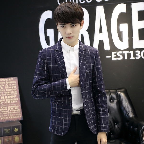 Стилни пролетни мъжки сака - 3 модела 